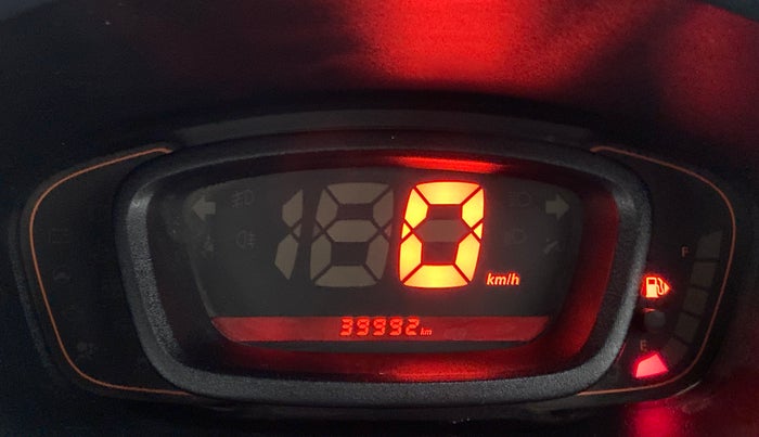 2017 Renault Kwid RXT 1.0, Petrol, Manual, 39,992 km, Odometer Image