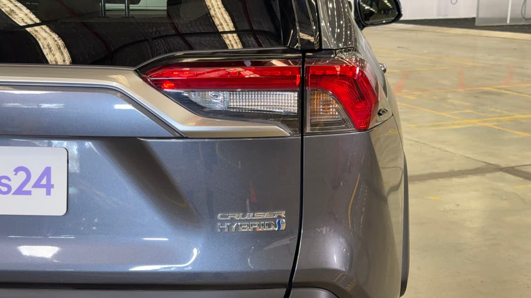 2024 Toyota RAV4 Cruiser (AWD) Hybrid, Automatic, 59726 km, Badge (Boot Right Side)