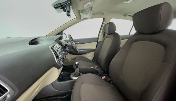 2013 Hyundai i20 SPORTZ 1.2 VTVT, Petrol, Manual, 56,600 km, Right Side Front Door Cabin