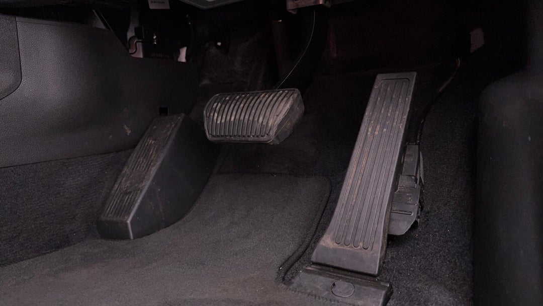 2020 Hyundai Tucson Active (2WD), Automatic, 74271 km, Pedals and Footmat