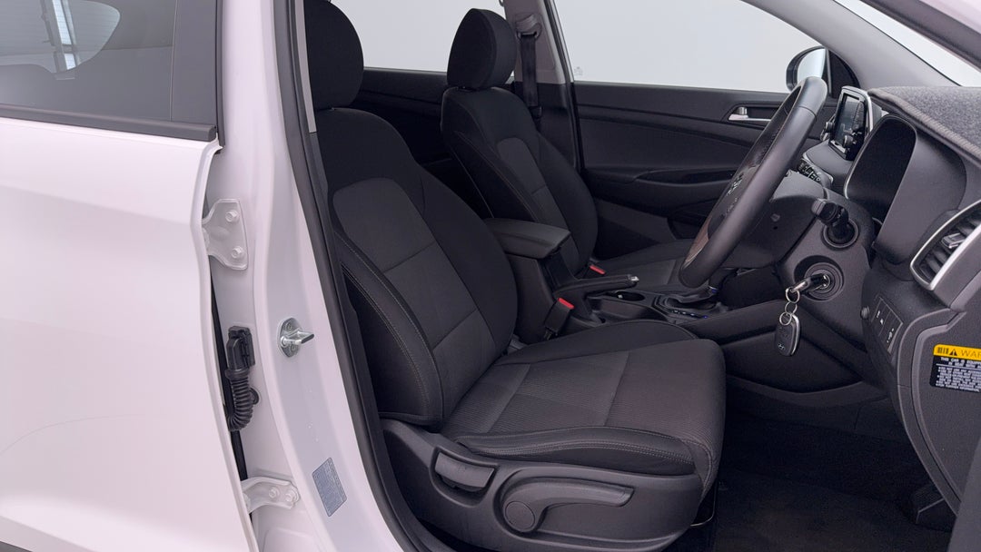 2020 Hyundai Tucson Active (2WD), Automatic, 74271 km, Right Side Front Door Cabin View