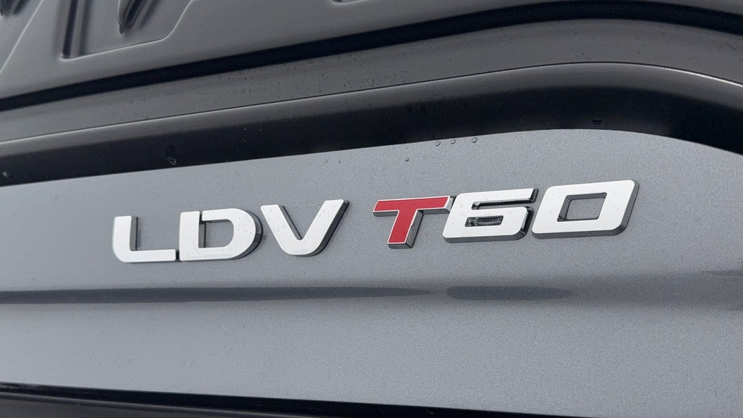 2022 LDV T60 Max Luxe (4x4), Automatic, 57014 km, Badge (Boot Right Side)
