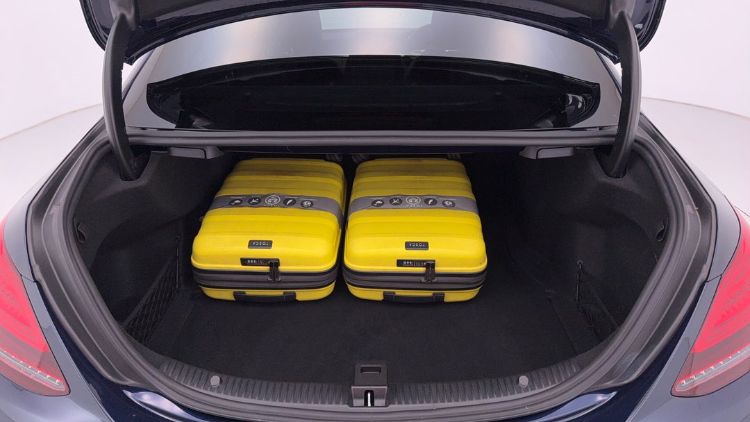 2019 Mercedes-benz C200 C200, Automatic, 35121 km, Boot Inside View with Luggage