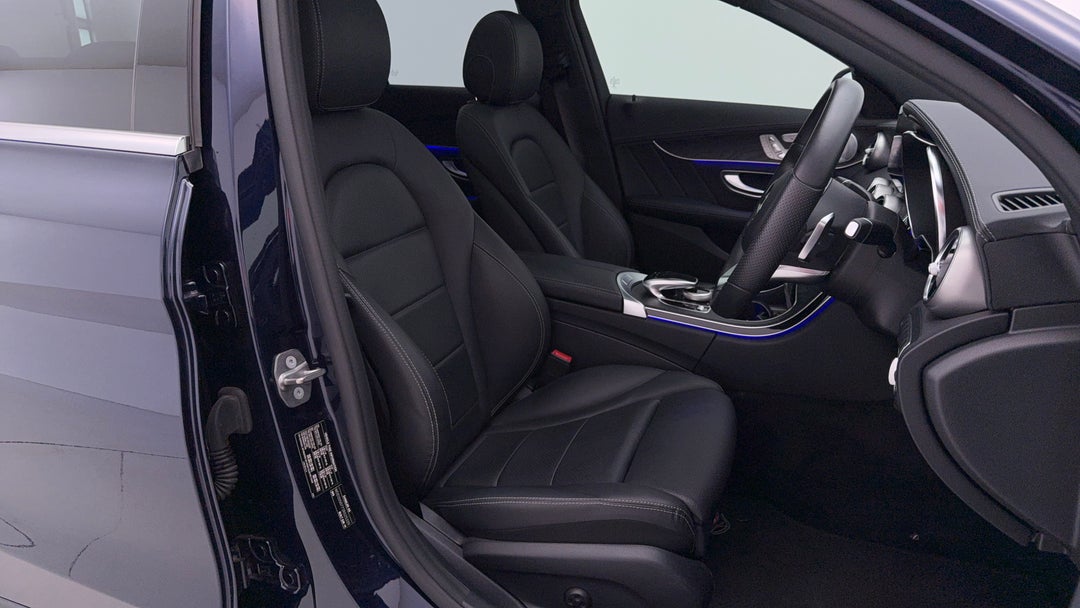 2019 Mercedes-benz C200 C200, Automatic, 35121 km, Right Side Front Door Cabin View