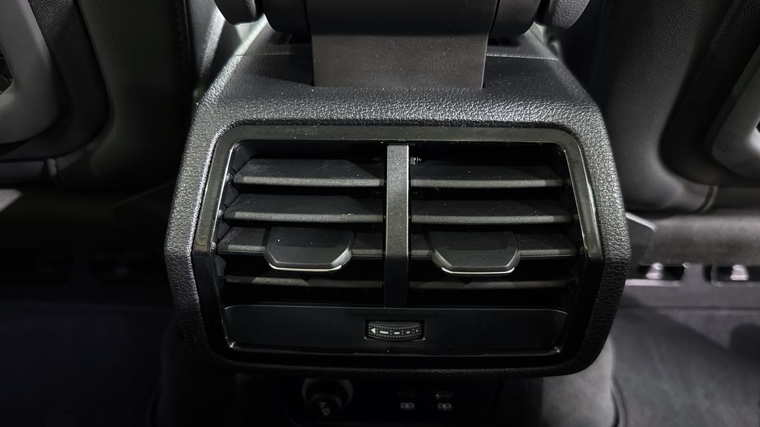 2022 Audi Q3 35 Tfsi, Automatic, 13655 km, Rear A/C Vent