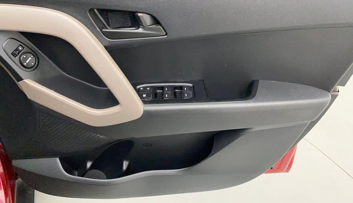 2017 Hyundai Creta 1.6 E + VTVT, Petrol, Manual, 1,00,022 km, Driver Side Door Panels Control