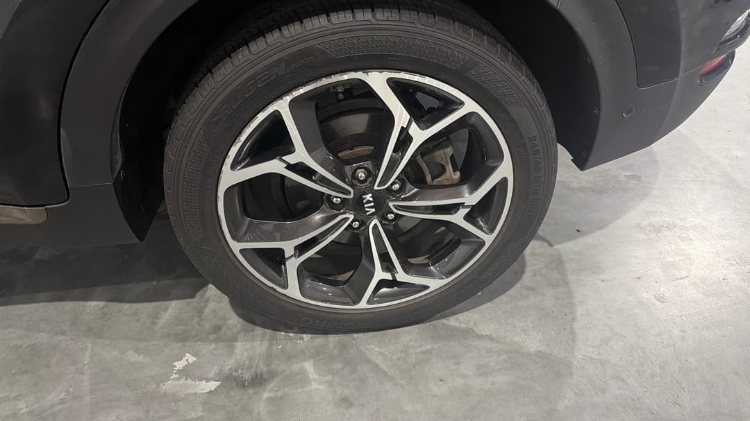 2021 Kia Sportage Gt-line (AWD), Automatic, 66385 km, Left Rear Wheel