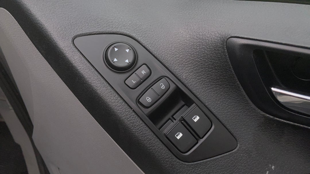 Drivers Side Door Panel Controls