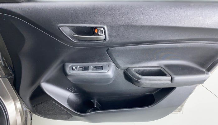 2019 Maruti Swift LXI D, Petrol, Manual, 17,832 km, Driver Side Door Panels Control