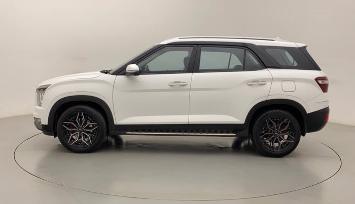 2022 Hyundai ALCAZAR 2.0 SIGNATURE (O) AT 6STR, Petrol, Automatic, 10,456 km, Left Side