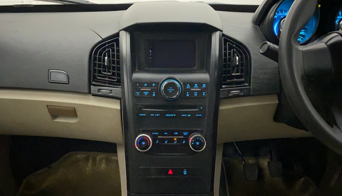 2017 Mahindra XUV500 W4, Diesel, Manual, 57,965 km, Air Conditioner