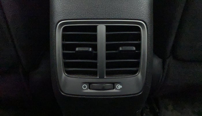 2018 Hyundai Verna 1.6 SX (O) CRDI MT, Diesel, Manual, 30,519 km, Rear AC Vents