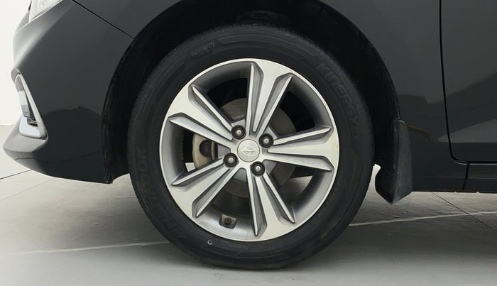 2018 Hyundai Verna 1.6 SX (O) CRDI MT, Diesel, Manual, 30,519 km, Left Front Wheel