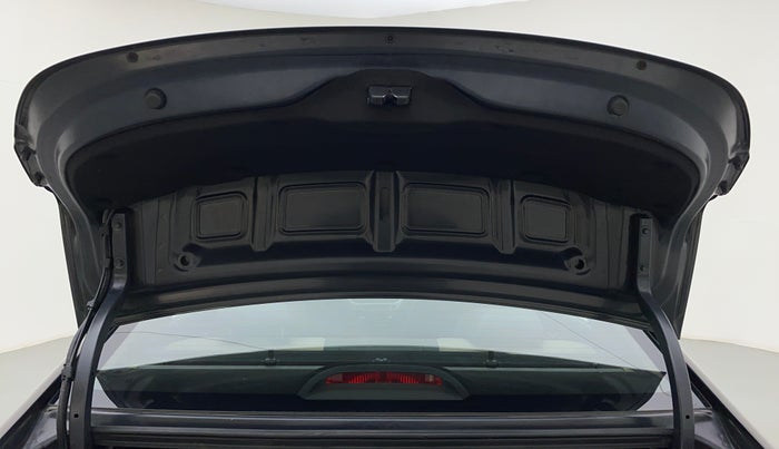 2018 Hyundai Verna 1.6 SX (O) CRDI MT, Diesel, Manual, 30,519 km, Boot Door Open