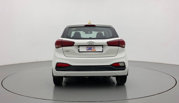 2018 Hyundai Elite i20 MAGNA EXECUTIVE 1.2, CNG, Manual, 1,01,649 km, Back/Rear