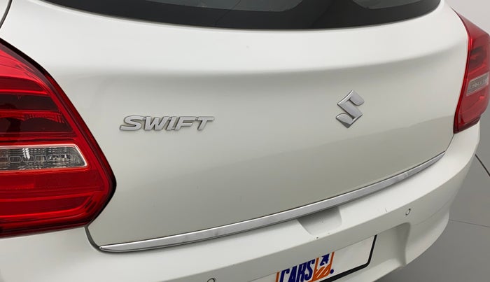 2021 Maruti Swift VXI, Petrol, Manual, 32,599 km, Dicky (Boot door) - Slightly dented