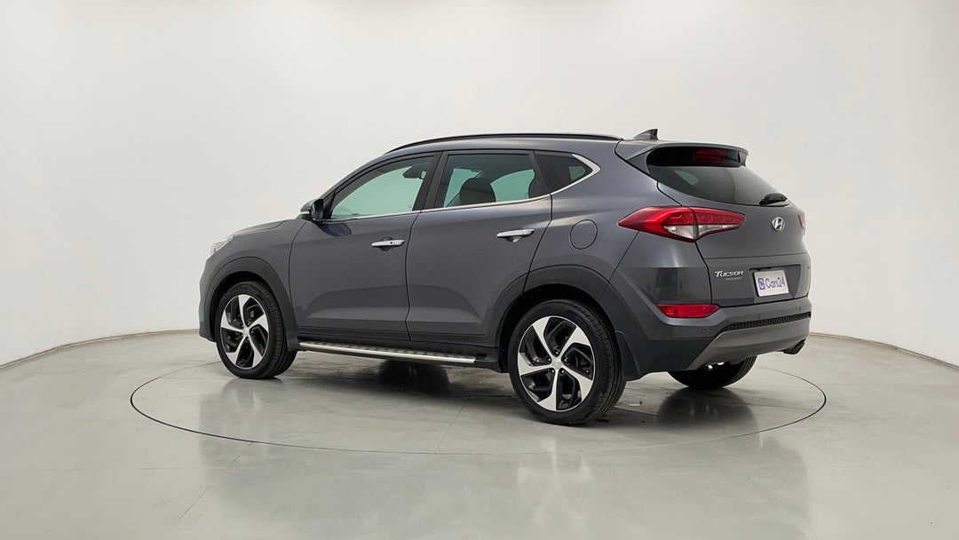 Left Back Diagonal (45- Degree) View