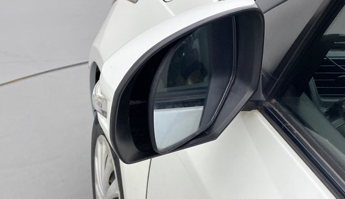 2016 Maruti Swift Dzire VXI, Petrol, Manual, 48,563 km, Left rear-view mirror - Mirror motor not working