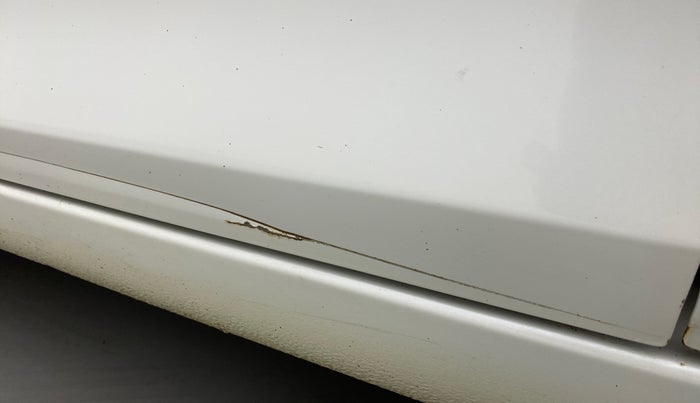 2016 Maruti Swift Dzire VXI, Petrol, Manual, 48,563 km, Front passenger door - Slight discoloration