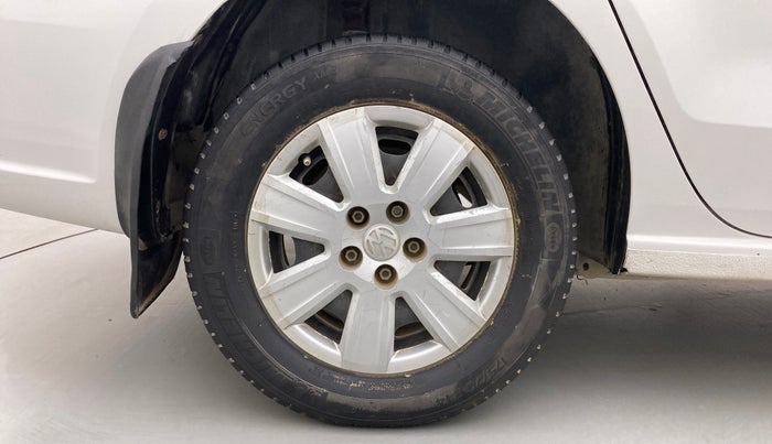 2011 Volkswagen Vento TRENDLINE DIESEL 1.6, Diesel, Manual, 78,337 km, Right Rear Wheel