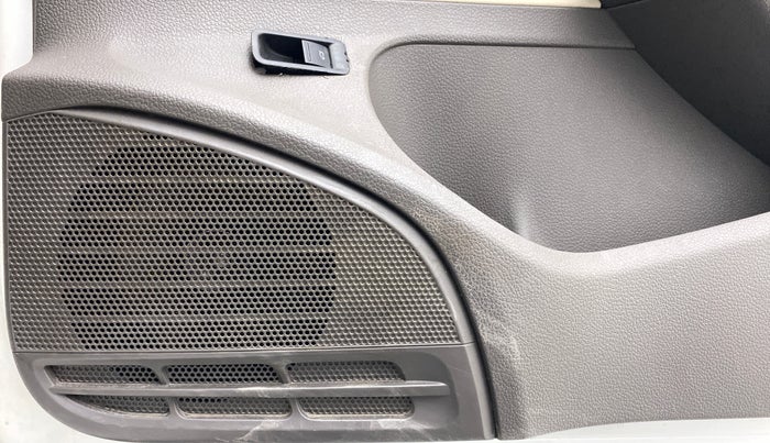 2011 Volkswagen Vento TRENDLINE DIESEL 1.6, Diesel, Manual, 78,337 km, Speaker