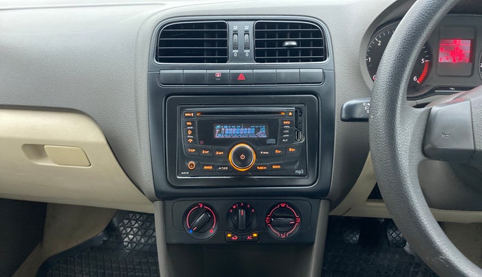 2011 Volkswagen Vento TRENDLINE DIESEL 1.6, Diesel, Manual, 78,337 km, Air Conditioner