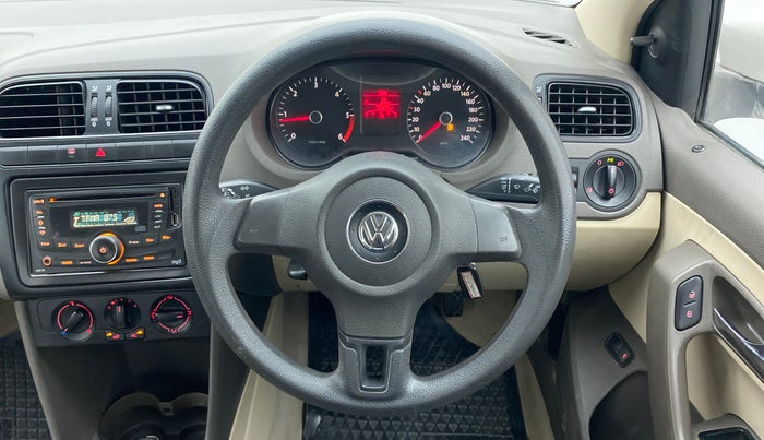 2011 Volkswagen Vento TRENDLINE DIESEL 1.6, Diesel, Manual, 78,337 km, Steering Wheel Close Up