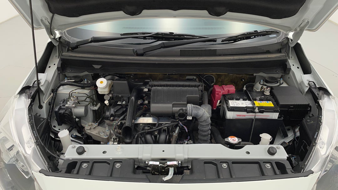 Open Bonnet (Engine)