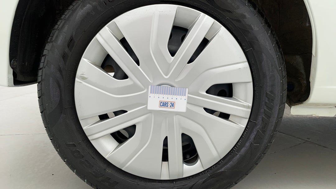 Wheels Hubcap Rear RHS Gutter Rash