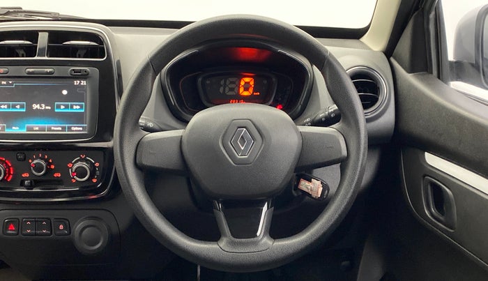 2018 Renault Kwid 1.0 RXT, Petrol, Manual, 28,204 km, Steering Wheel Close Up