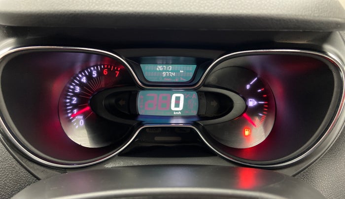 2018 Renault Captur RXE PETROL MT, Petrol, Manual, 26,678 km, Odometer Image
