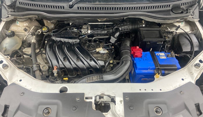2018 Renault Captur RXE PETROL MT, Petrol, Manual, 26,678 km, Open Bonet