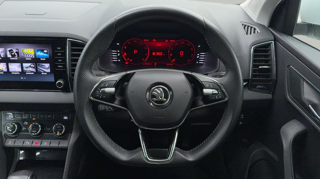 2022 SKODA Karoq Style 110tsi, Automatic, 30313 km, Steering Wheel Close-up