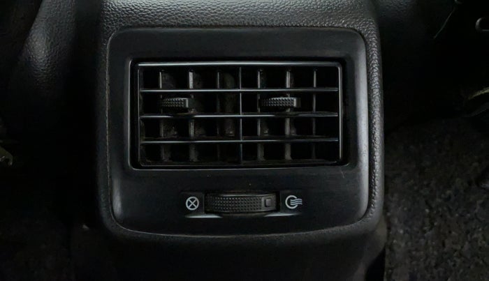 2014 Hyundai Grand i10 SPORTZ 1.2 KAPPA VTVT, Petrol, Manual, 44,148 km, Rear AC Vents