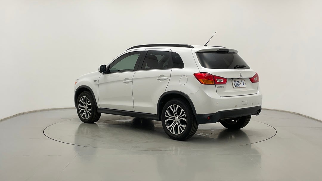 Left Back Diagonal (45- Degree) View