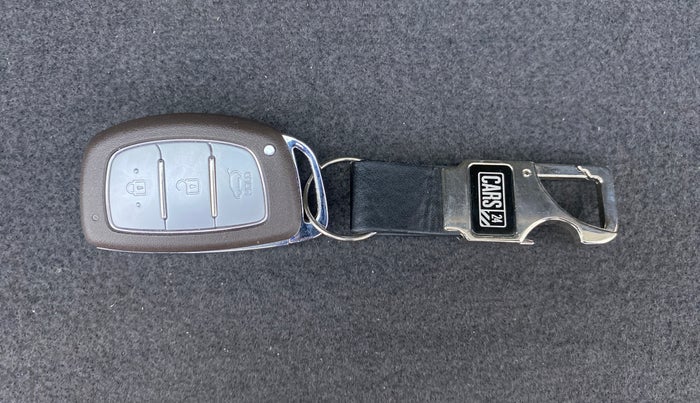 2016 Hyundai Elite i20 ASTA 1.2, Petrol, Manual, 49,815 km, Key Close Up
