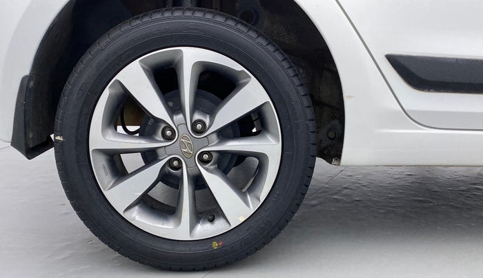 2016 Hyundai Elite i20 ASTA 1.2, Petrol, Manual, 49,815 km, Right Rear Wheel
