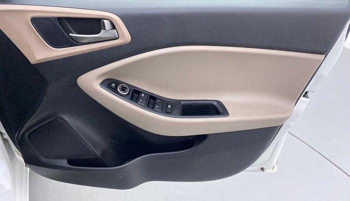 2016 Hyundai Elite i20 ASTA 1.2, Petrol, Manual, 49,815 km, Driver Side Door Panels Control