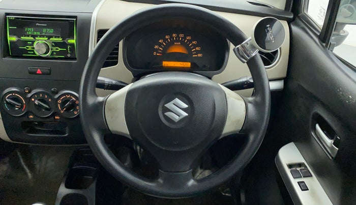 2016 Maruti Wagon R 1.0 LXI CNG, CNG, Manual, 74,578 km, Steering Wheel Close Up