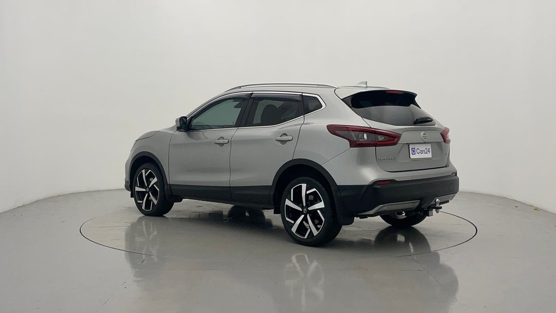 Left Back Diagonal (45- Degree) View