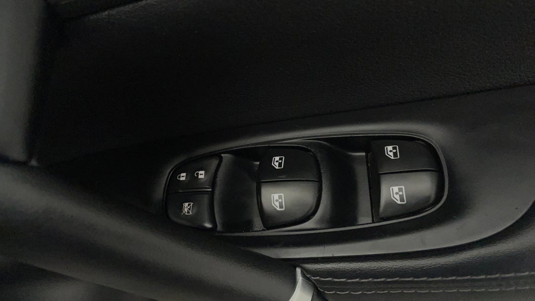 Drivers Side Door Panel Controls