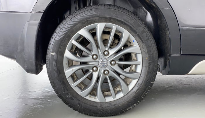 2017 Maruti S Cross ZETA 1.3, Diesel, Manual, 37,911 km, Right Rear Wheel