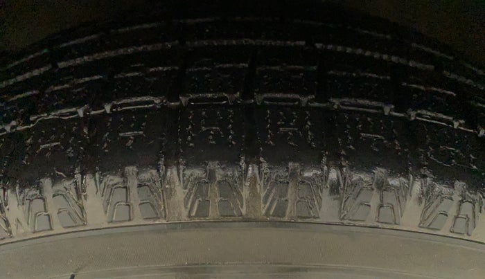 2018 Maruti Dzire VXI AMT, Petrol, Automatic, 51,852 km, Left Front Tyre Tread