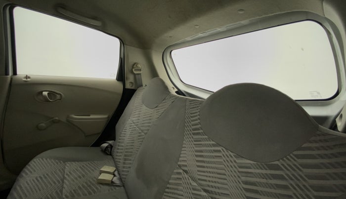 2014 Datsun Go T, Petrol, Manual, 43,171 km, Right Side Rear Door Cabin