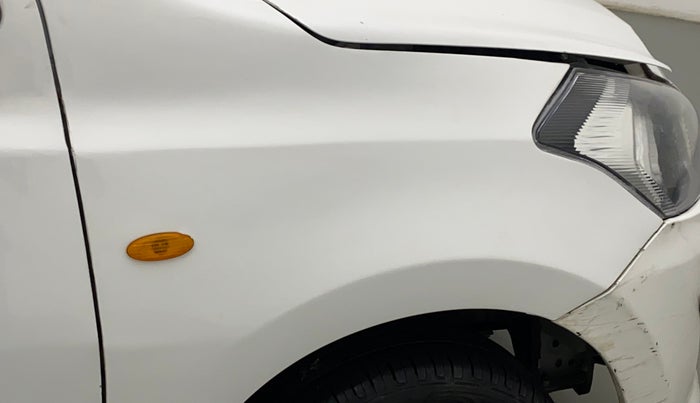 2014 Datsun Go T, Petrol, Manual, 43,171 km, Right fender - Minor scratches
