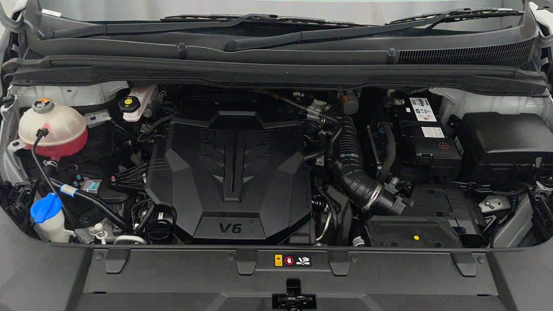 Open Bonnet (Engine)