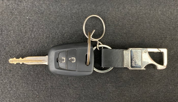 2019 Hyundai NEW SANTRO ASTA 1.1 MT, Petrol, Manual, 8,398 km, Key Close Up