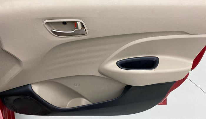 2019 Hyundai NEW SANTRO ASTA 1.1 MT, Petrol, Manual, 8,398 km, Driver Side Door Panels Control