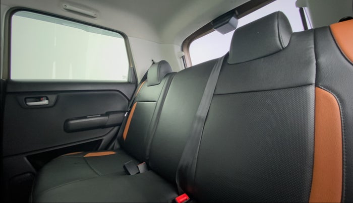 2021 Maruti New Wagon-R VXI 1.0, Petrol, Manual, 5,560 km, Right Side Rear Door Cabin