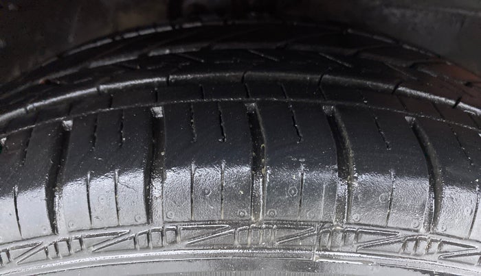 2019 Maruti Celerio VXI d, Petrol, Manual, 19,102 km, Right Front Tyre Tread